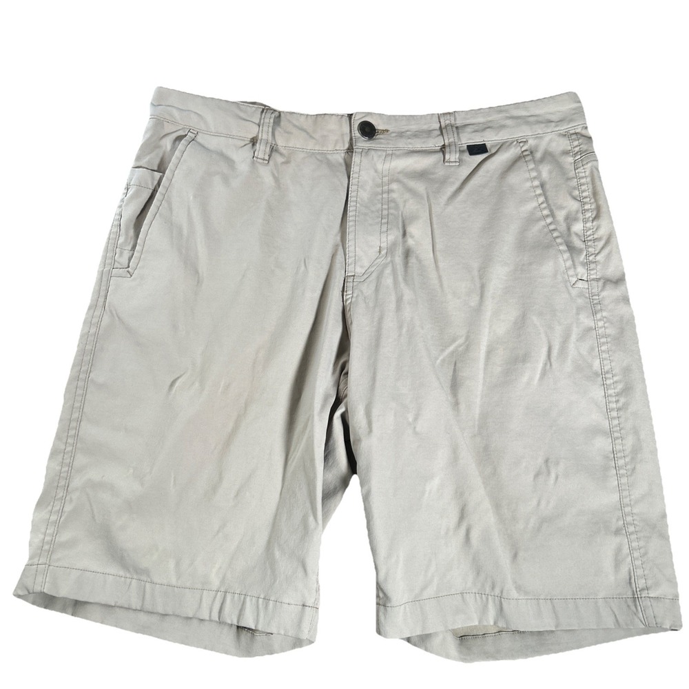 ZeroXposur Men's 32 Beige 10" Hiking Shorts Lightweight Camping Fishing Outdoors